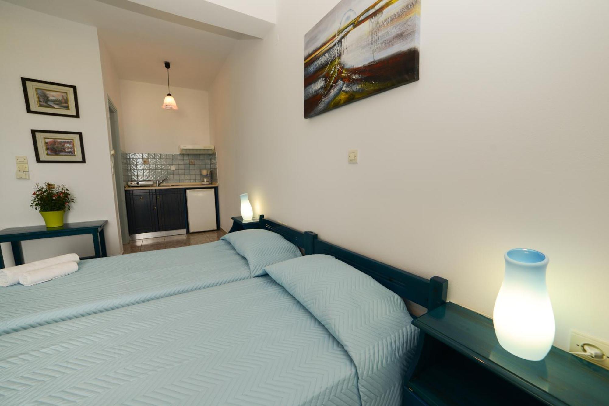 Hotel Dina - Ξενοδοχείο Ντινα Plati  Oda fotoğraf